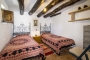 Twin bedded room